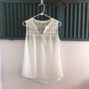Sheer cream colored tank by Daniel Rainn Size M